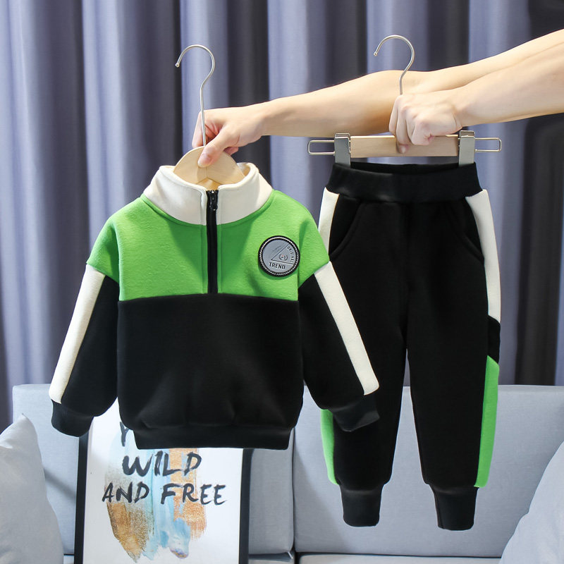 2022 new children's clothing boy spring money suit men's children foreign style fashion small children Korean version thick cotton T two sets of damp
