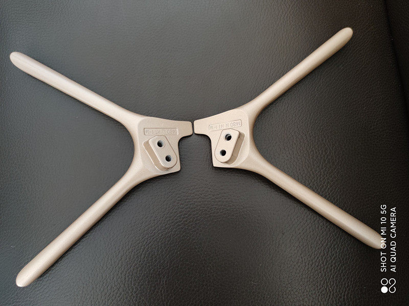 Suitable for 50 55 60 65 inch Hisense TV aluminum alloy base HZ65A65 HZ55A55 bracket