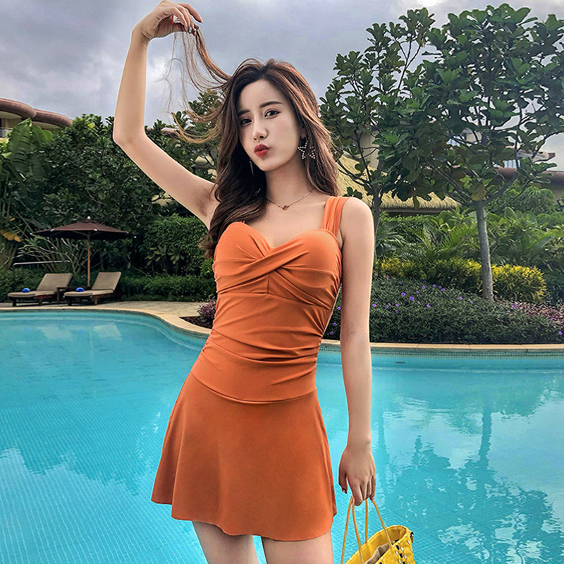 Swimsuit women's 2020 new conserved dress style student swimsuit South Korean slim fit spa large size swimsuit