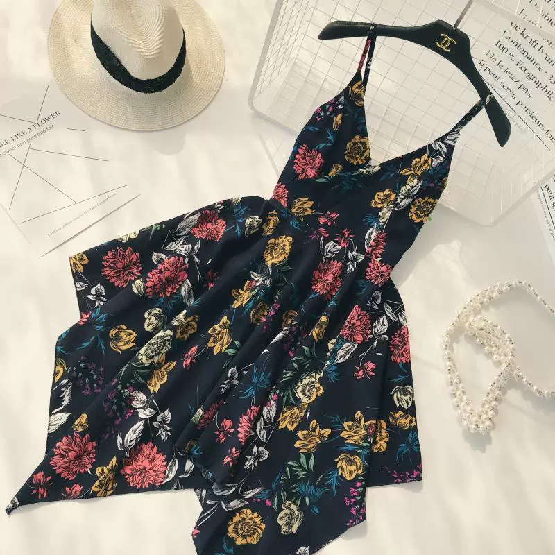 Ins siêu lửa net màu đỏ bên bờ biển kỳ nghỉ V-Cổ in quây strap cao eo là mỏng không thường xuyên hem dress nữ váy emy