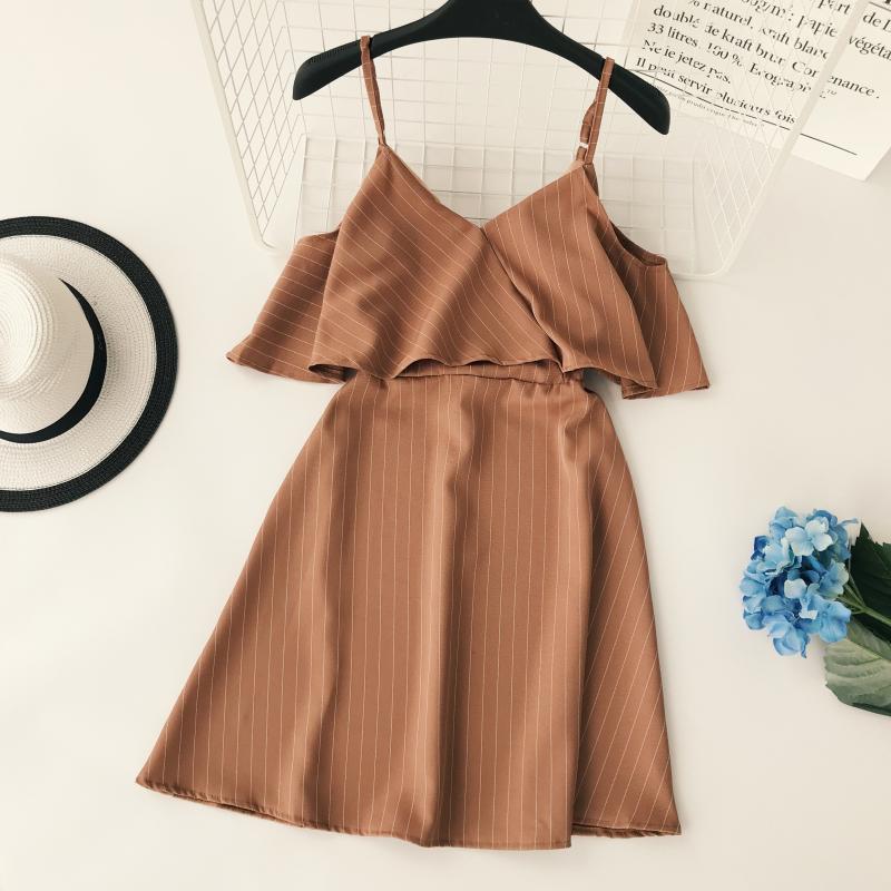 Phong cách châu Âu và retro retro dọc cổ chữ V máy cẩn thận xù ra khỏi vai ngắn tay ngực ngực eo Một chiếc váy nữ 	váy rút dây eo	