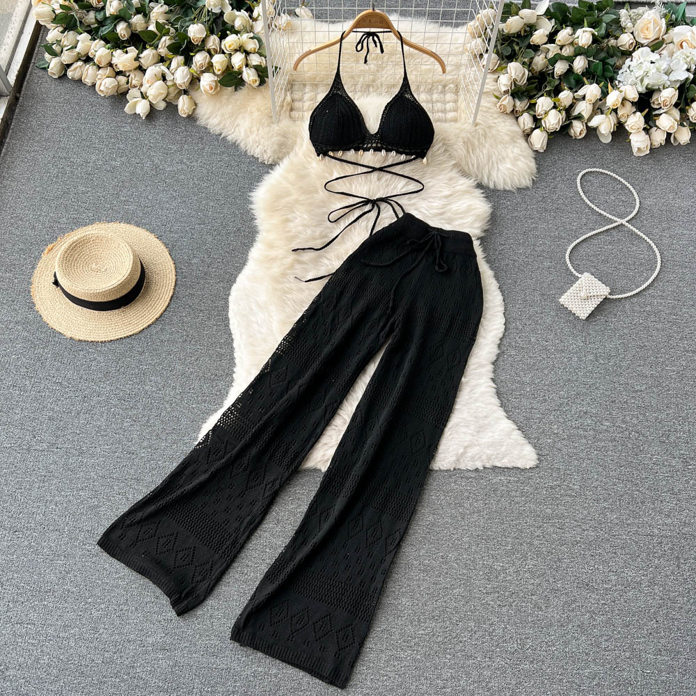 Wide-leg pants outfit image 3