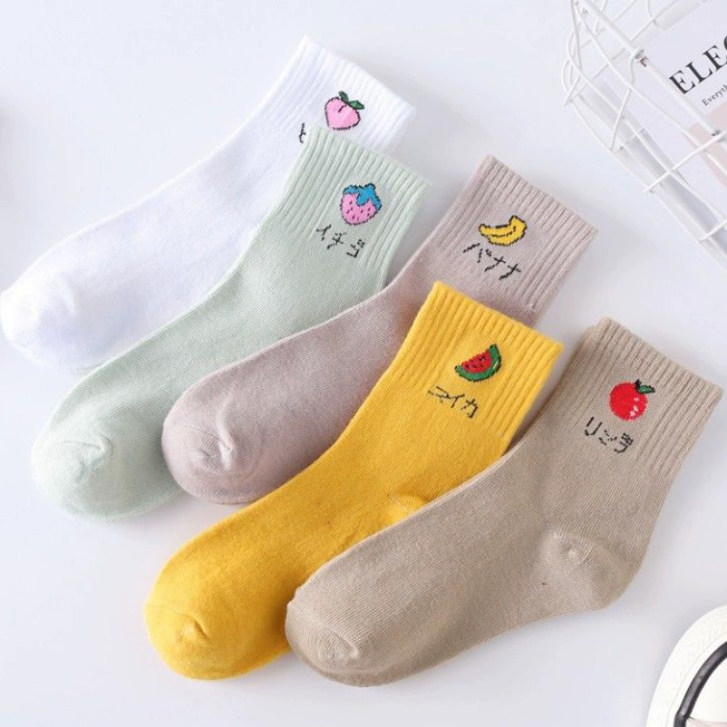 3/5 đôi tất nữ Hàn Quốc ống dài dễ thương mèo hoa quả xu hướng ống trung hoạt hình vớ thể thao thu đông - Vớ thể thao