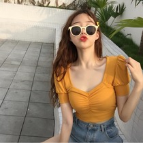 Retro French Square Collar Leaked Clavicle T-shirt 2020 Summer Girls Bubble Sleeve Stretch Tight Shirt