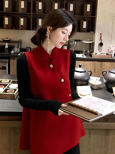 Estilo digno y elegante mejorado nuevo estilo chino rojo cuello alto chaleco con solapa inclinada para mujer otoño e invierno nuevo dobladillo inclinado top de Año Nuevo