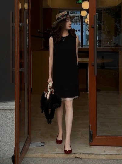 Hepburn-Style Mesh Splicing Black Dress for Women, New Summer Style, Petite French Sleeveless Age-Reducing Tank Dress