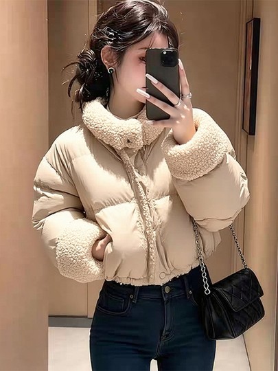 Fashionable and Stylish Black Lamb Wool High-Neck 90% down Puffer Jacket for Women, New Autumn and Winter Short Coat