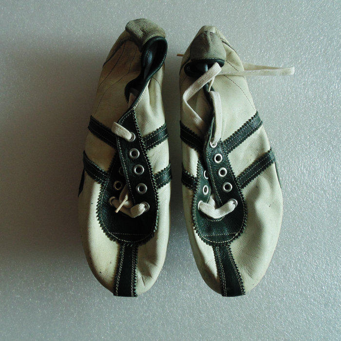 Sports Subjects Old Objects items 70s Great Wall signs Bull Leather Students Track & Field Sports Nail Field Running Shoes