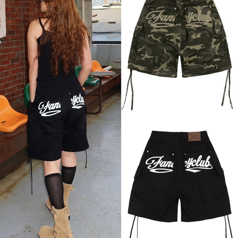 Camouflage Letter Print Large Pocket Tie-Up Cargo Shorts for Women, American Retro Style, Loose Casual Five-Point Pants