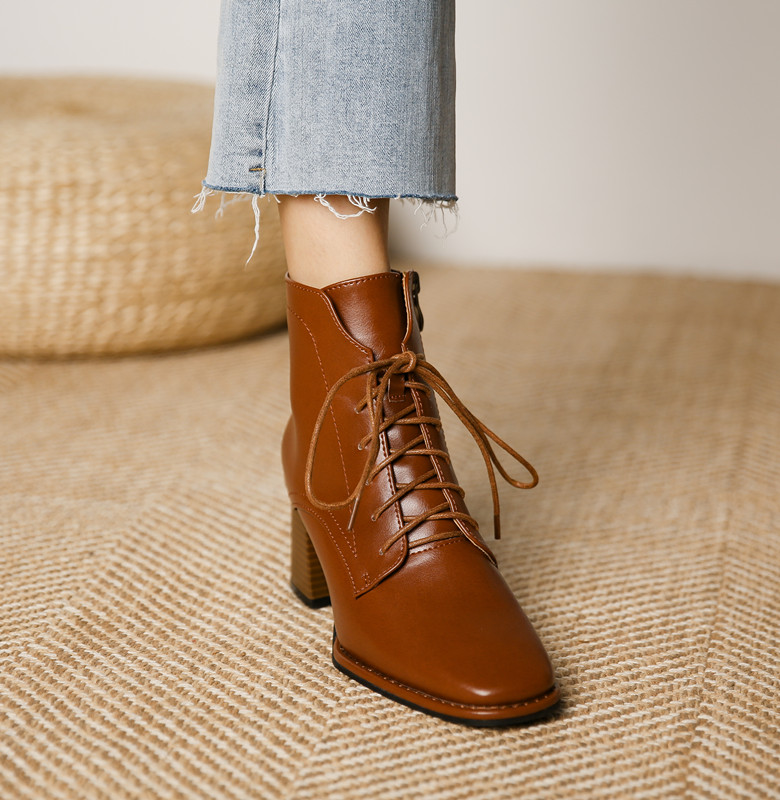 French boots women's 2022 early autumn thick heel lace brown high-heeled short boots women's retro British style Martin boots women