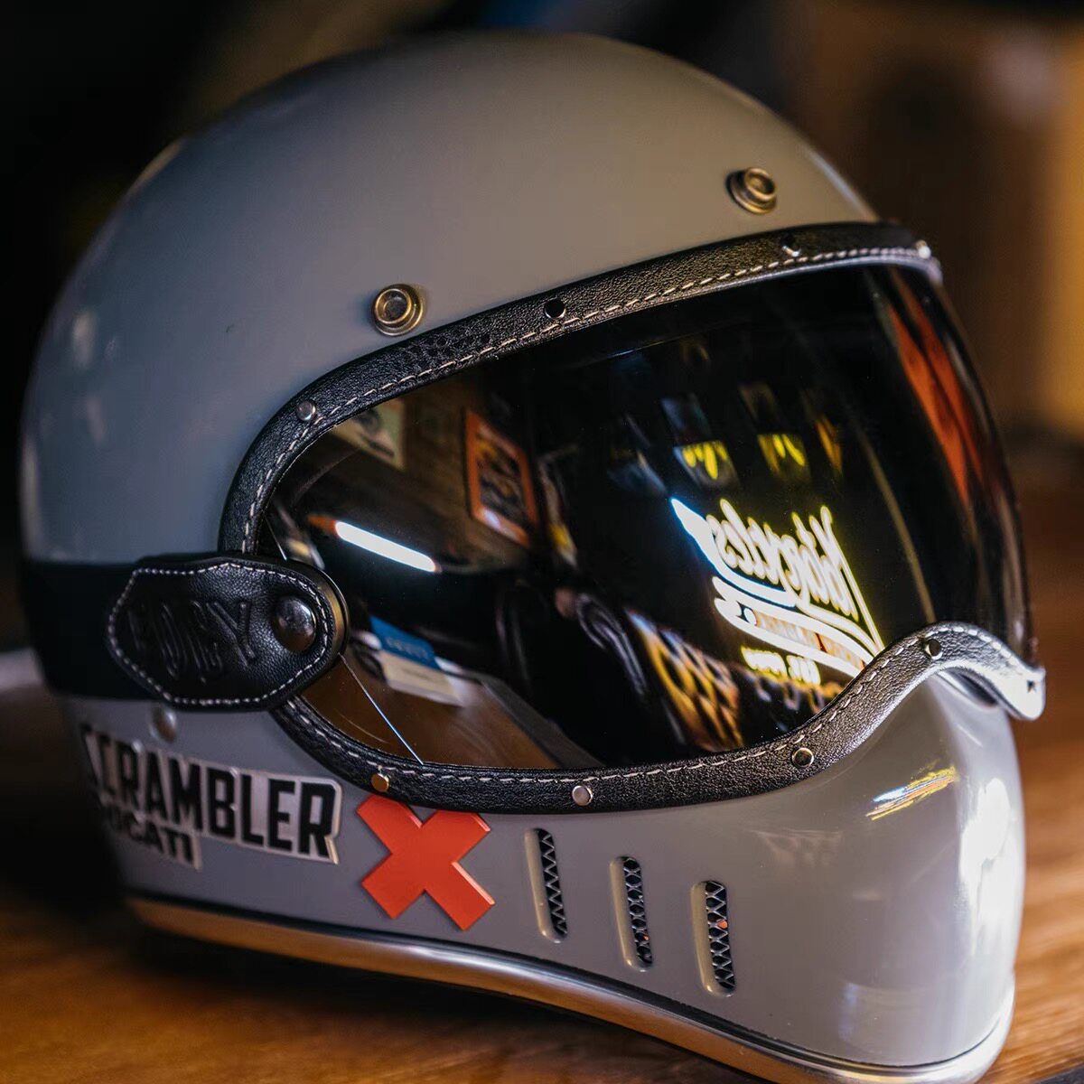 Suitable for Mongol Star Wars series helmet retro strap wind lens other brands cautiously