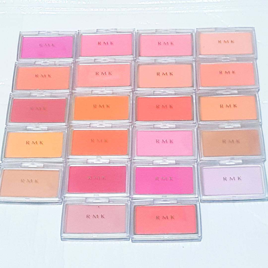 (Awarded) Japanese special cabinet RMK to fix high light monochrome blush full 13 color