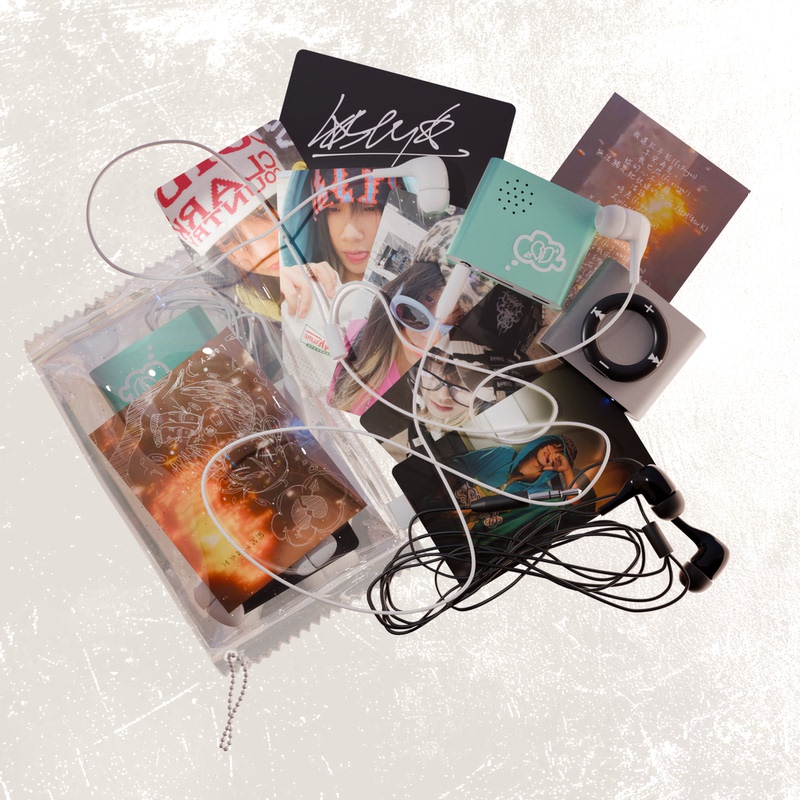 Losty - "Don'T Cry or You'Ll Get Caught" Physical Mp3 Player + Headphones + Small Card