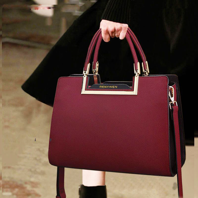 Women's Bag, Mom Style, 2026 New Model, Elegant and Fashionable Genuine Leather Handbag, Large Capacity, Middle-Aged Cowhide Crossbody Bag