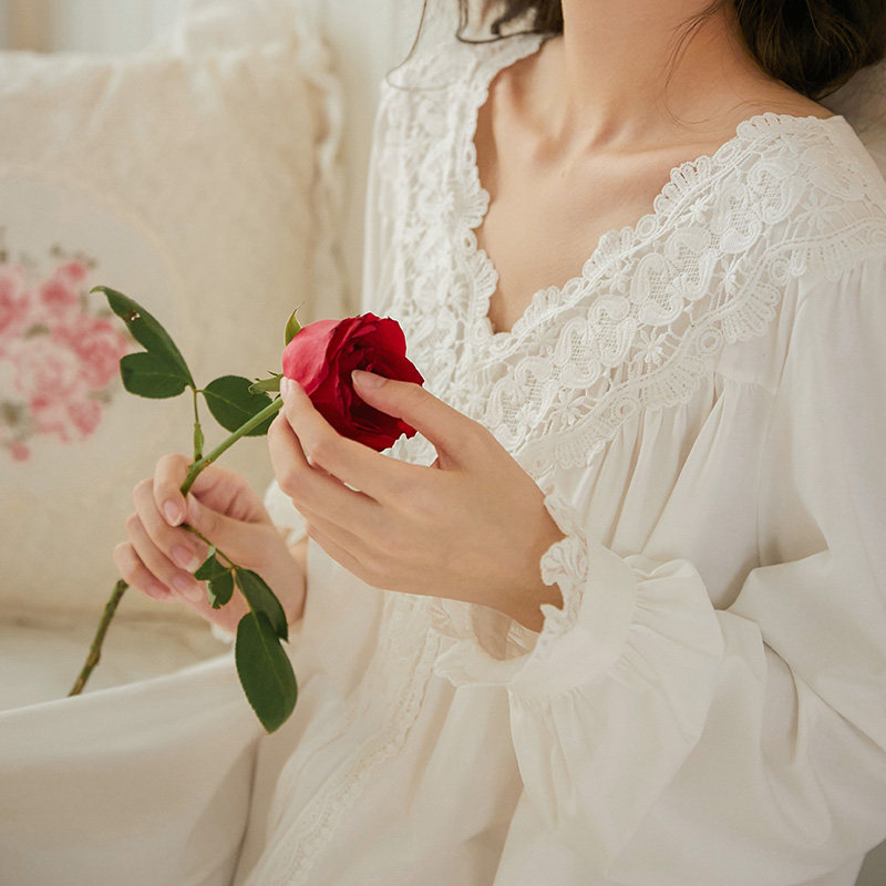 Sexy nightdress women's spring and autumn lace long-sleeved cotton fairy palace style home service white V-neck pajamas long version
