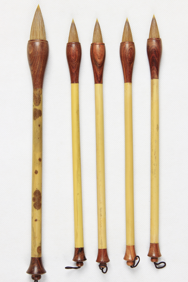 Huayan Penzhuang Xiaoxin chicken pen brush and calligraphy beginners copy the flies and the sheep