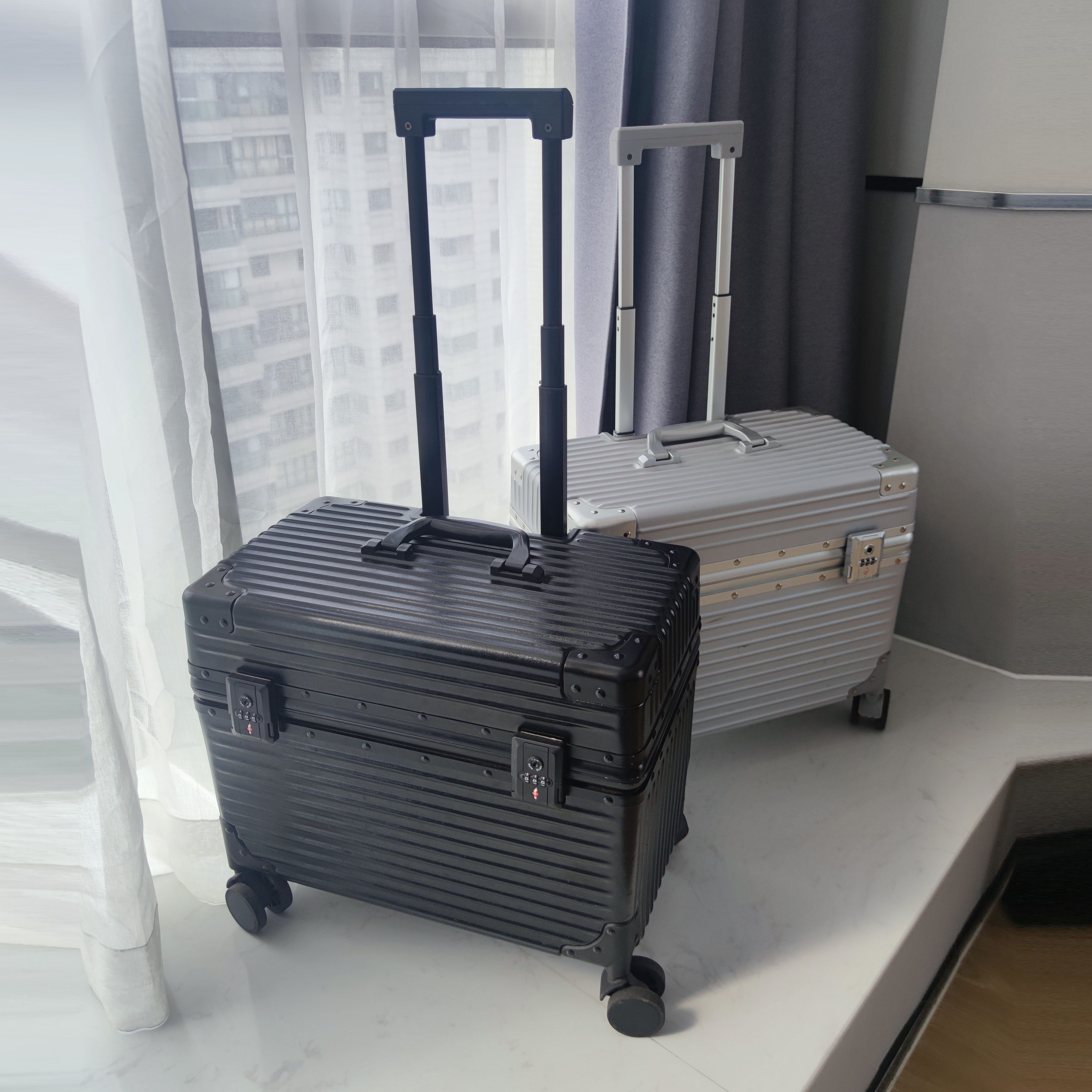 Photography Lalever Box Men 16 Makeup Box Woman 20 inch Boarding Suitcase Aluminum Frame Upper Clamshell Small machine Long leather case 18