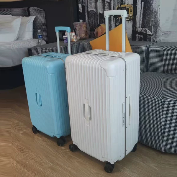 Товары от 卡伦特箱包店