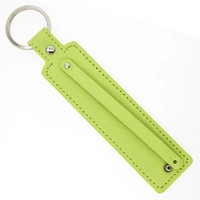 Зеленый металлический брелок