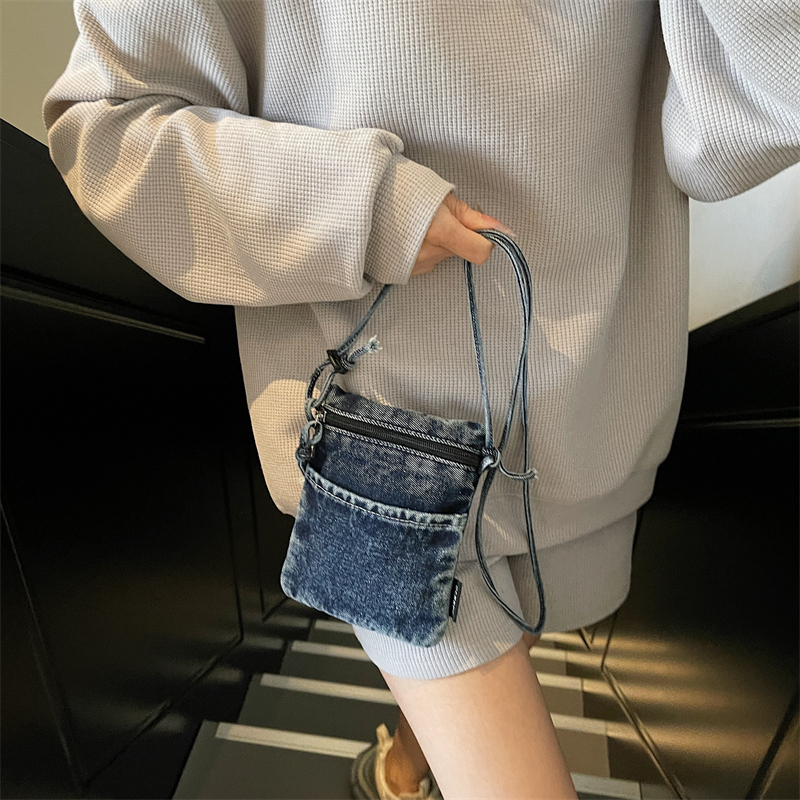 ins Retro Denim Shoulder Bag Korean Style Casual Washed Denim Crossbody Bag Travel Mobile Phone Bag Small Square Bag