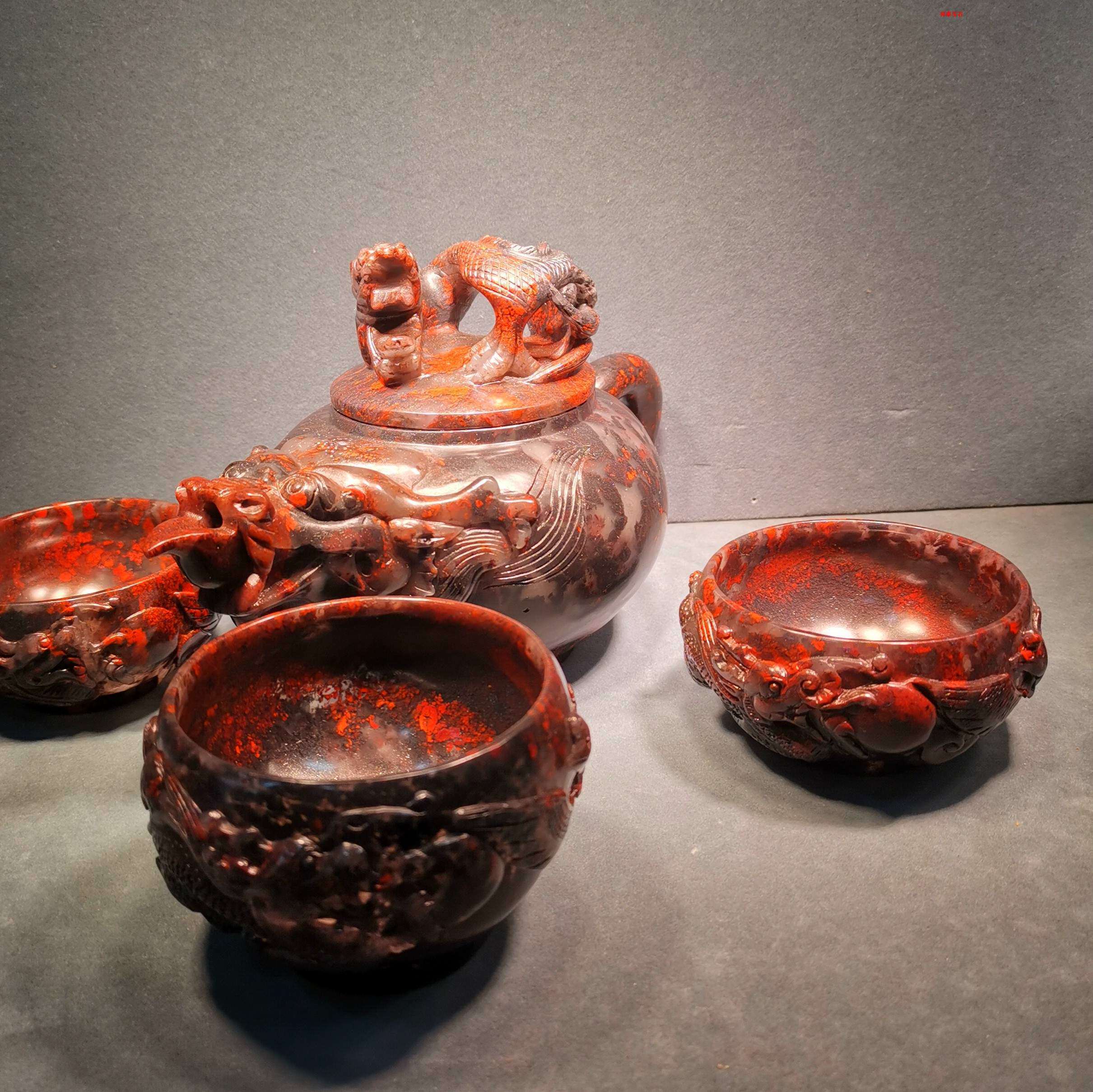 Guilin's new horn freezes jade dragon winning stonework imitation ancient carved dragon Feng presents a set of auspicious teapots