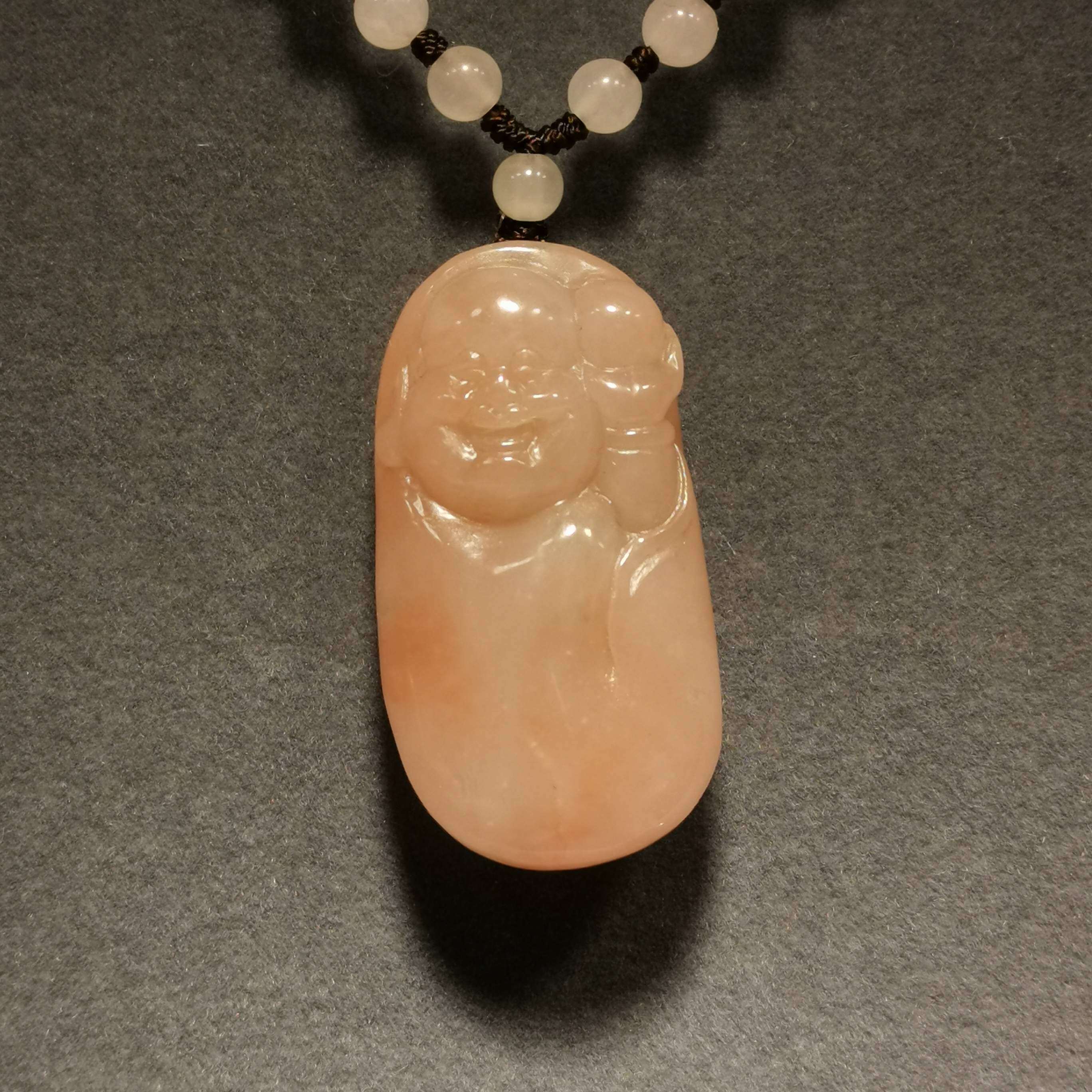 Guilin chicken blood jade dragon wins red jasper chicken blood stone natural jade pendant tag for men and women Maitreya Buddha direct sales