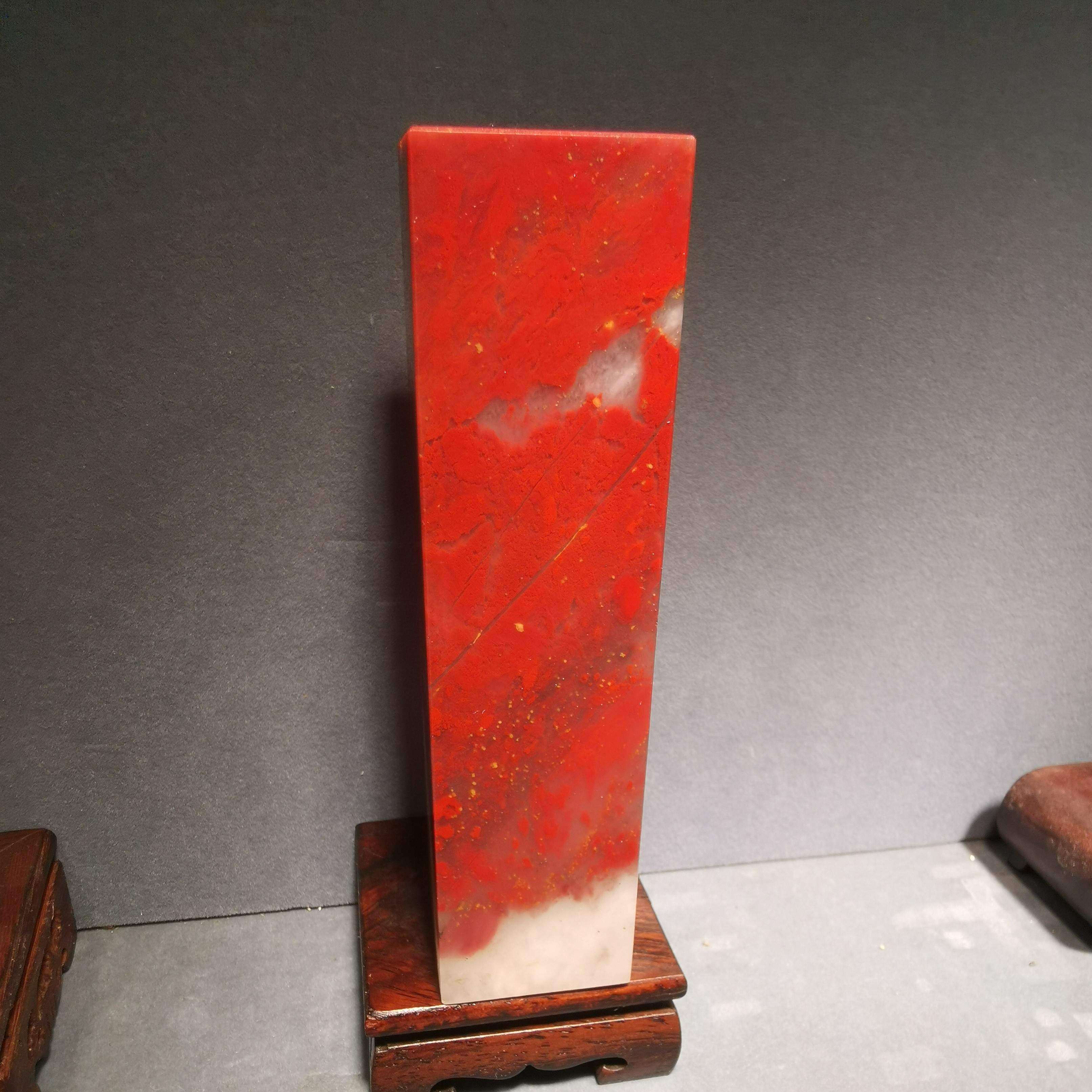 Guilin chicken blood jade Longsheng chicken blood stone plain calligraphy and painting private seal Dahongpao seal 4