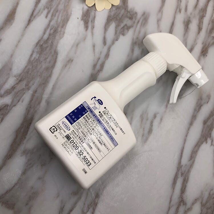 Zhou Zhoumei trang điểm Nhật Bản UYEKI chuyên nghiệp ngoài mite xịt 250ml chăm sóc giường đồ chơi sang trọng - Thuốc diệt côn trùng chai xịt muỗi