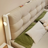 Белая сплошная древесная кровать современный минималистский два метра, умноженные с двумя метро -двойной большой кровати с двуспальной кровать