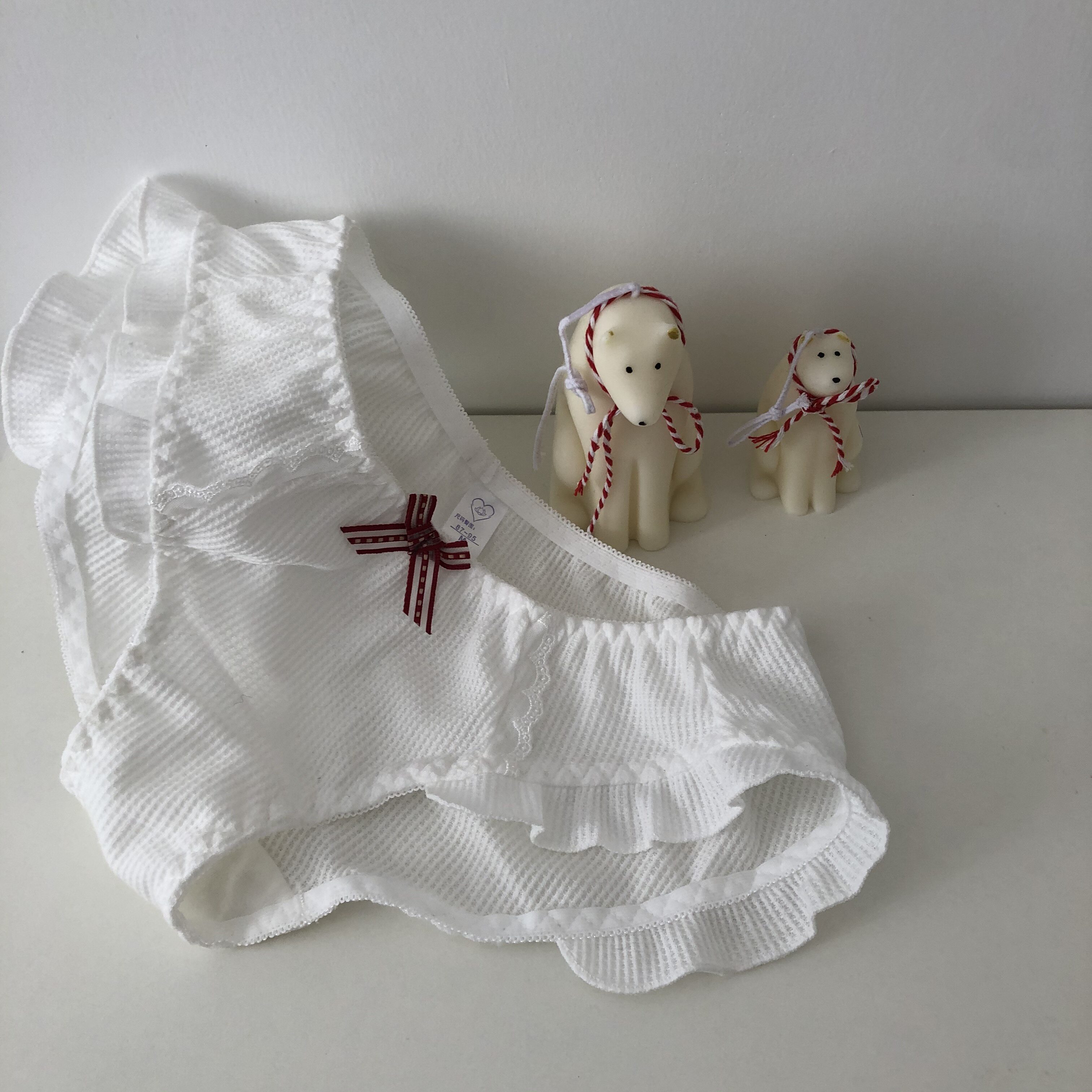 Happy daily with comfortable slip leaf girl trigone panties 023