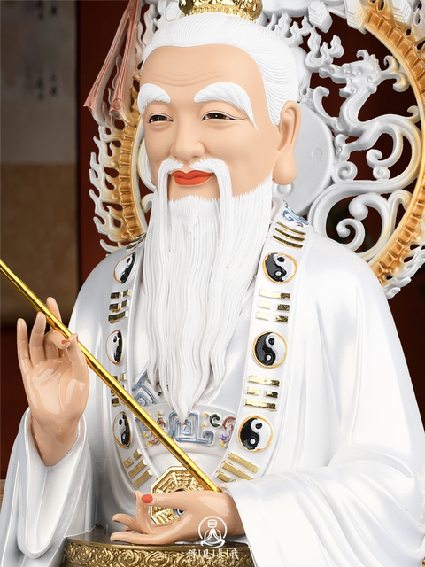 The Taishang Laojun statue, the moral heavenly statue, the white-clothed Laojun statue, the Sanqing Taoist ancestor's home for worshiping the Sanqing deities as ornaments