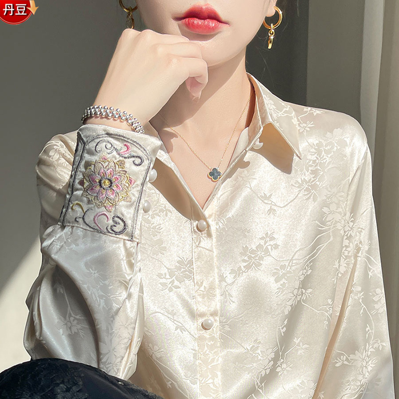 Comes with a Touch of Sophistication! Jacquard Shirt for Women, New Spring/Summer 2026 Long-Sleeve Satin Shirt, Inner Layer Top