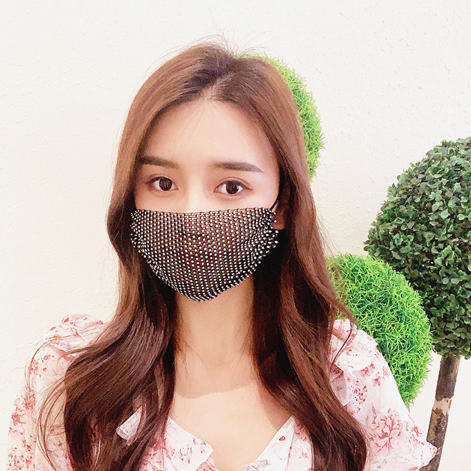 Diamond Diamond Black Summer Net Red with Diamond Decorated Personal Mask Summer Thin Breakthrough