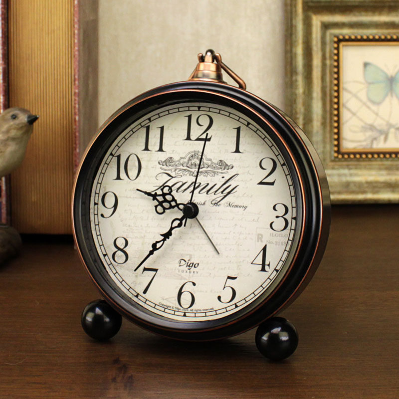 Alarm Clock American Watch Desktop Seat Clock Living Room Clock Desktop Swing Piece Bedroom Retro Bedside Watch Home Clock