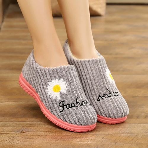 Зимние хлопковые тапочки для мужчин, а также бархатные повседневные хлопковые туфли, теплые туфли для папы для пар, мужские хлопковые тапочки для дома и улицы, вельветовые хлопковые туфли.