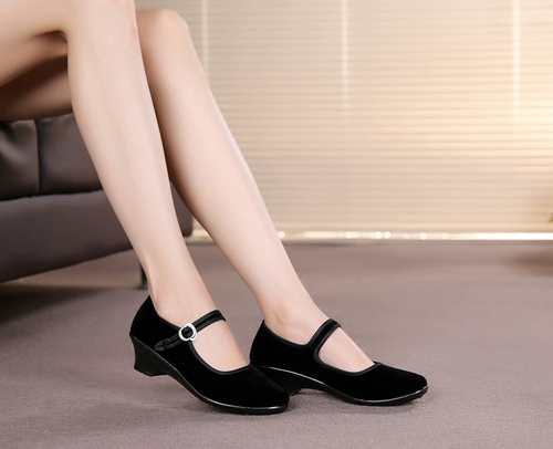 Летние слипоны, дышащая спортивная обувь, повседневная обувь для отдыха для матери, мягкая подошва