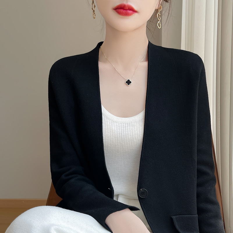 Knitted Blazer Cardigan for Women, V-Neck, Stylish and Elegant, Single-Button, Long-Sleeved, Petite Suit Jacket, Fine Wool
