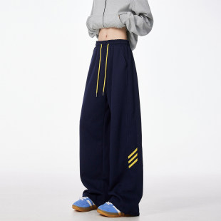 [Sports trousers, American style, loose straight fit]