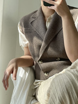 APC Early Spring Selection Recommended Knitted Cardiopoux Turtlenecks Waistcoat Ladies Outside Wearing Fashion Kan Shoulder Outings Short