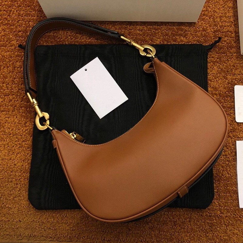 Half - month bag of cow - leather underarmpit bag 2021 new senior lading single shoulder bag for leisure