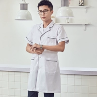 Корейская версия белого, скрытого синего краю с короткими рукавами.