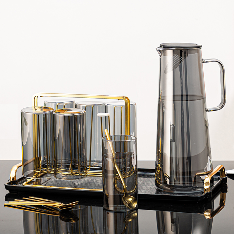 Family in windglass sets with light luxury tea cup high-quality tea cup household living room high-value cup