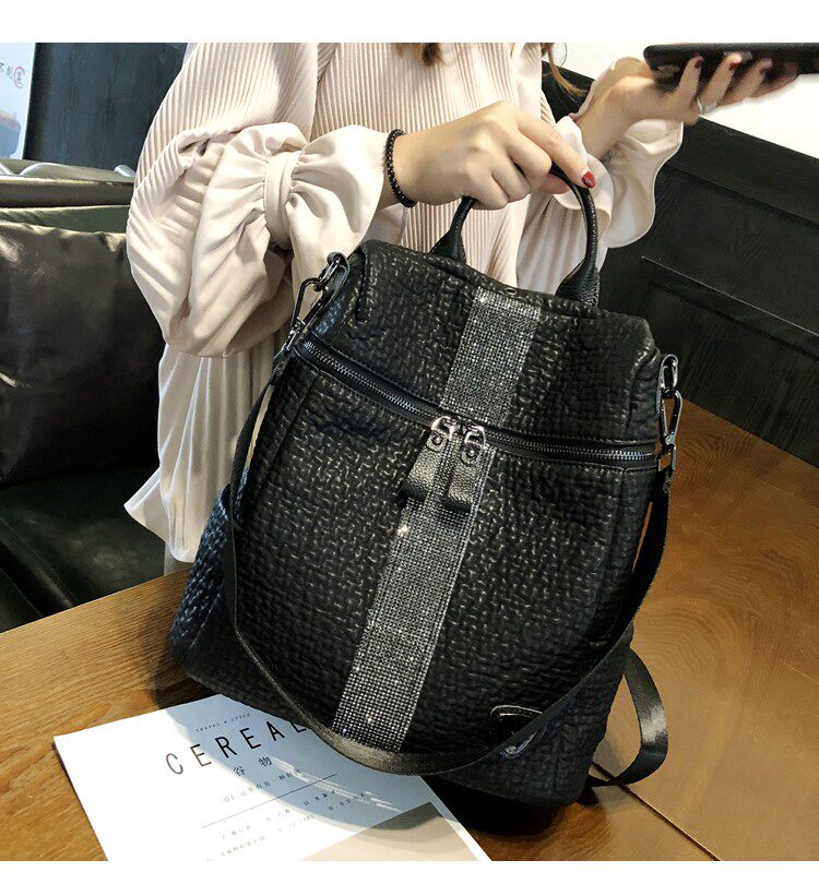 European Station Genuine Leather Rear Shoulder Bag Ladies Sheepskin Lady Fashion Travel Bag Foreign Studded Big Capacity Casual Scapegoat