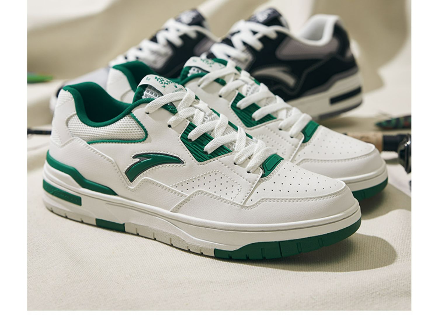 【王一博同款】安踏烈焰丨潮流板鞋男鞋2023新款运动鞋112328081