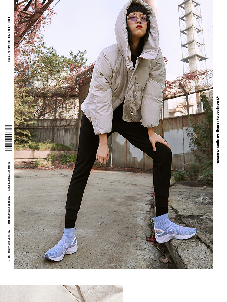 Li Ning ngắn xuống áo khoác của phụ nữ loạt thời trang thể thao mới ấm áp mũ trùm đầu mùa đông trắng xuống quần áo thể thao - Thể thao xuống áo khoác áo lông vũ