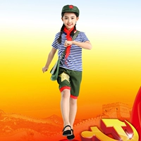 Шорты, шапка, шейный платок, короткий рукав