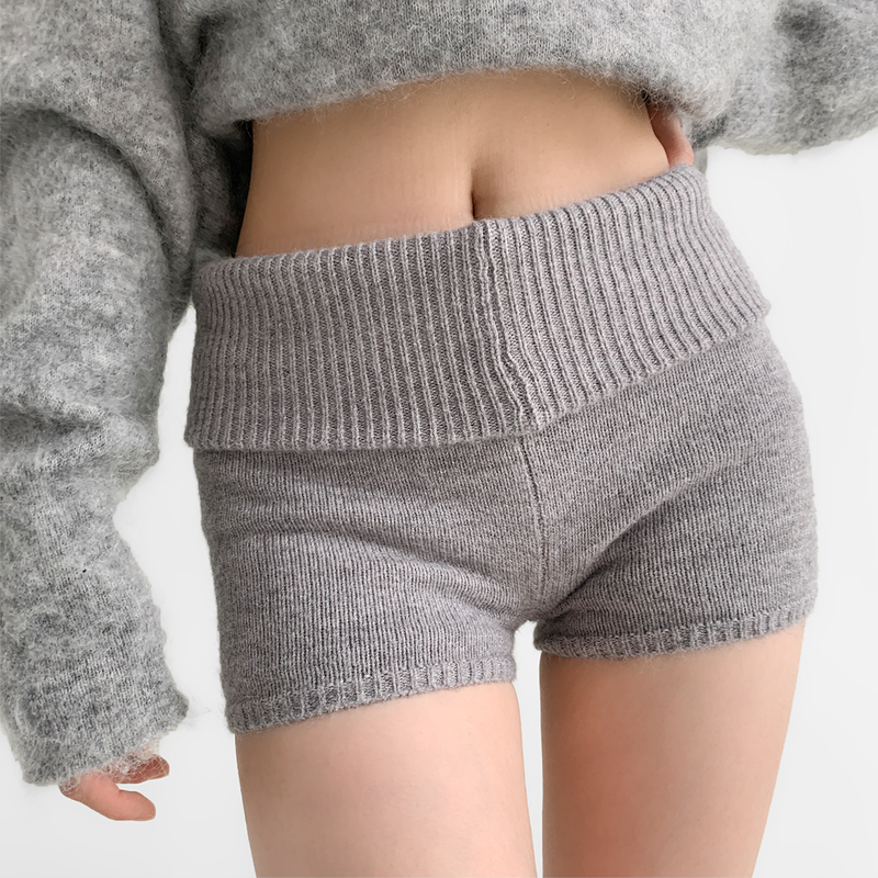 Nighttime Classroom Hip-Hugging Shorts for Autumn and Winter, American-Style Hot Girl Sicilian Low-Waist Ultra-Short Shorts, Pure Desire Style Hot Pants