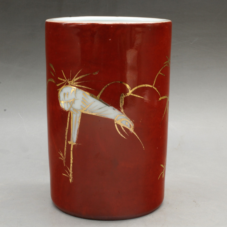 Late Qing Hongde red glaze sketch golden pine crane pen holder ancient play porcelain antique antique vintage room swing piece collection
