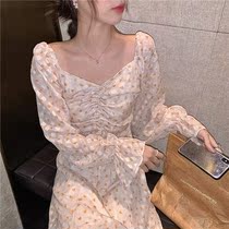 2020 autumn new French romantic drawstring waist thin square collar horn long sleeve floral Chiffon dress female