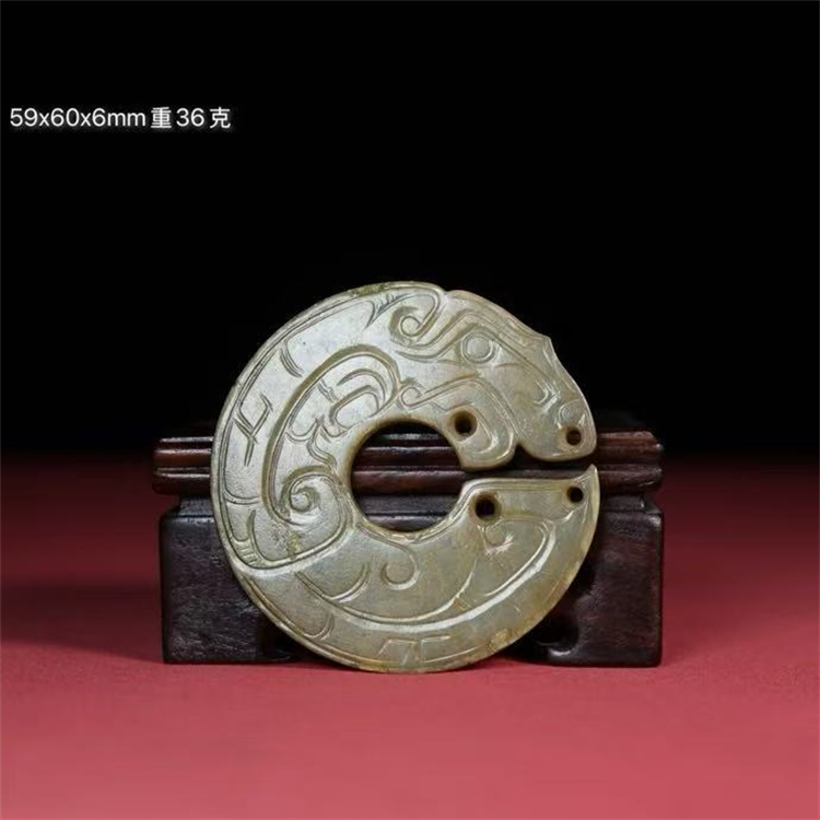 文玩和田玉商周时期生坑满沁龙珏挂件古玉和田玉龙珏挂饰老玉玉石